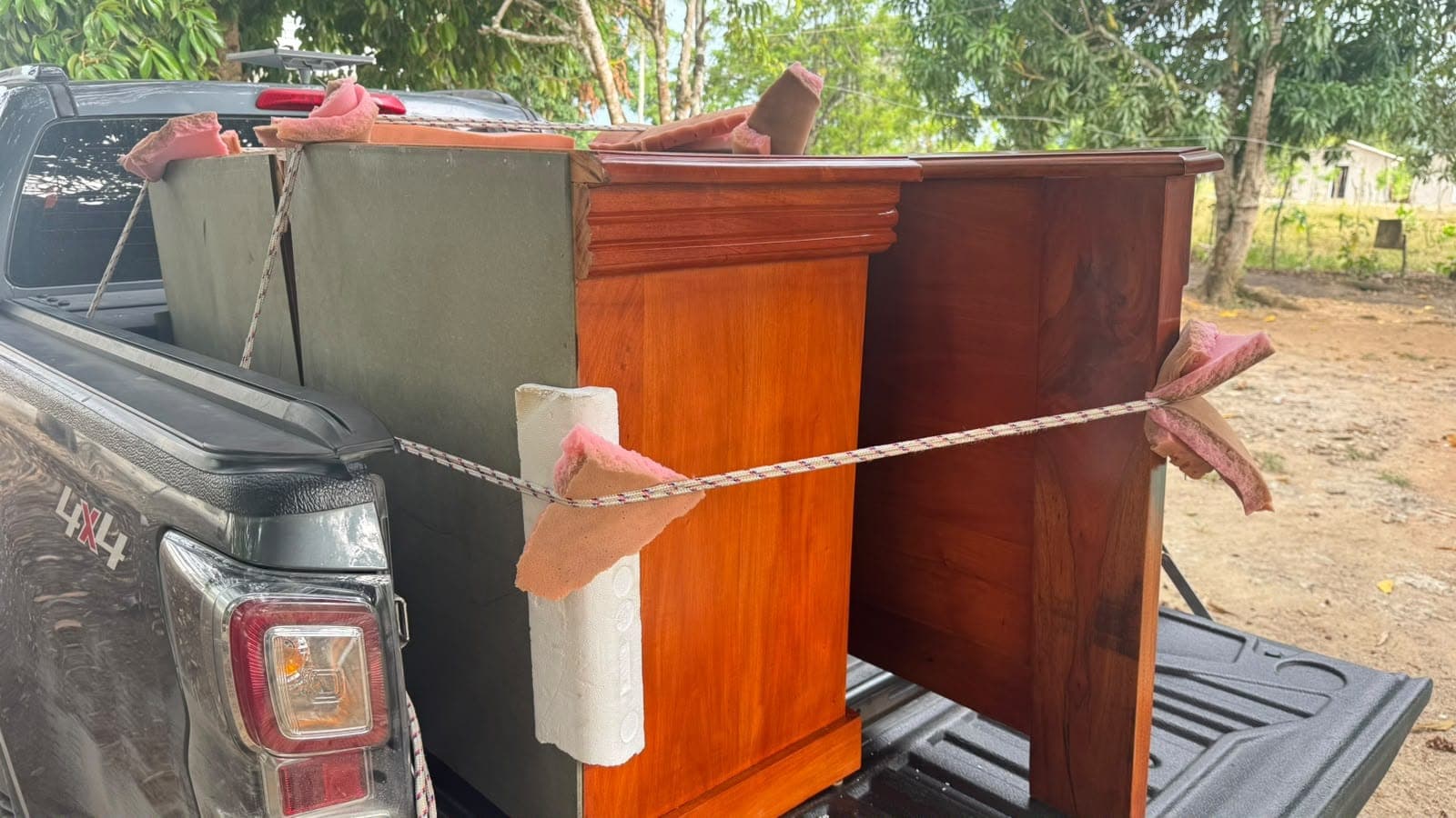 Muebles de madera listos para entregar